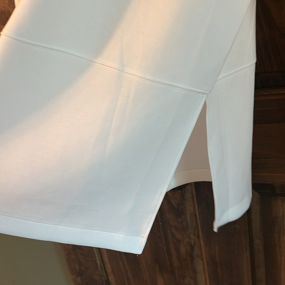 SPANX AirEssentials Turtleneck Tunic powder white large - Picture 4 of 6